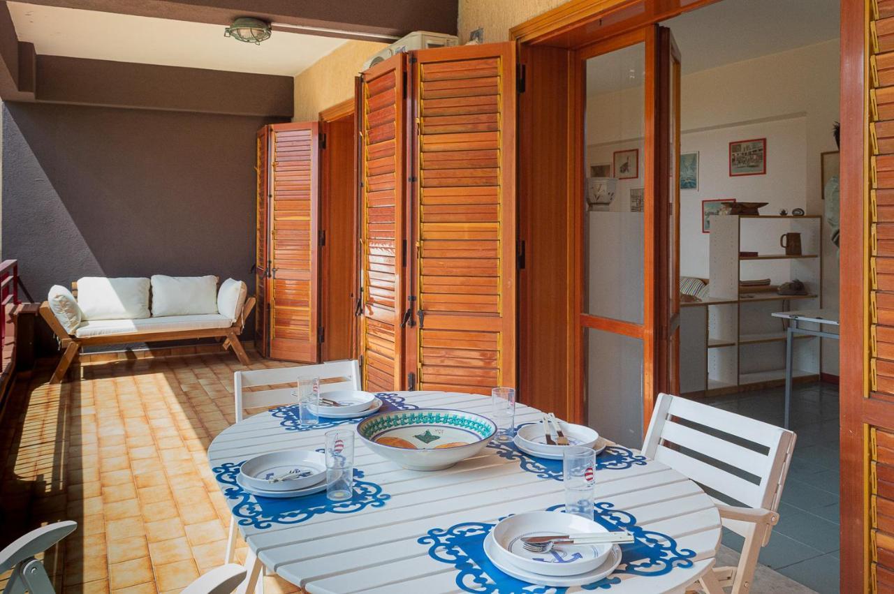 Beach House Blue Holiday Летоянни Экстерьер фото